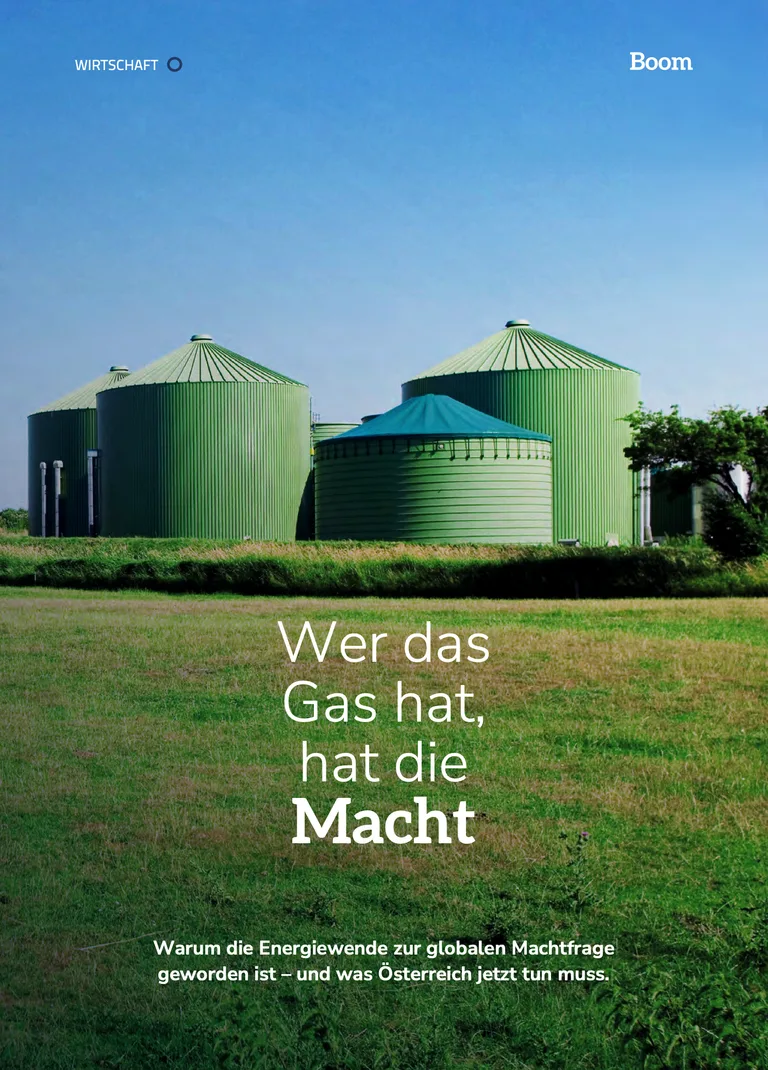 Titelseite einer Ausgabe des Magazins des Senats der Wirtschaft mit grünen Biogas-Silos auf einer Wiese